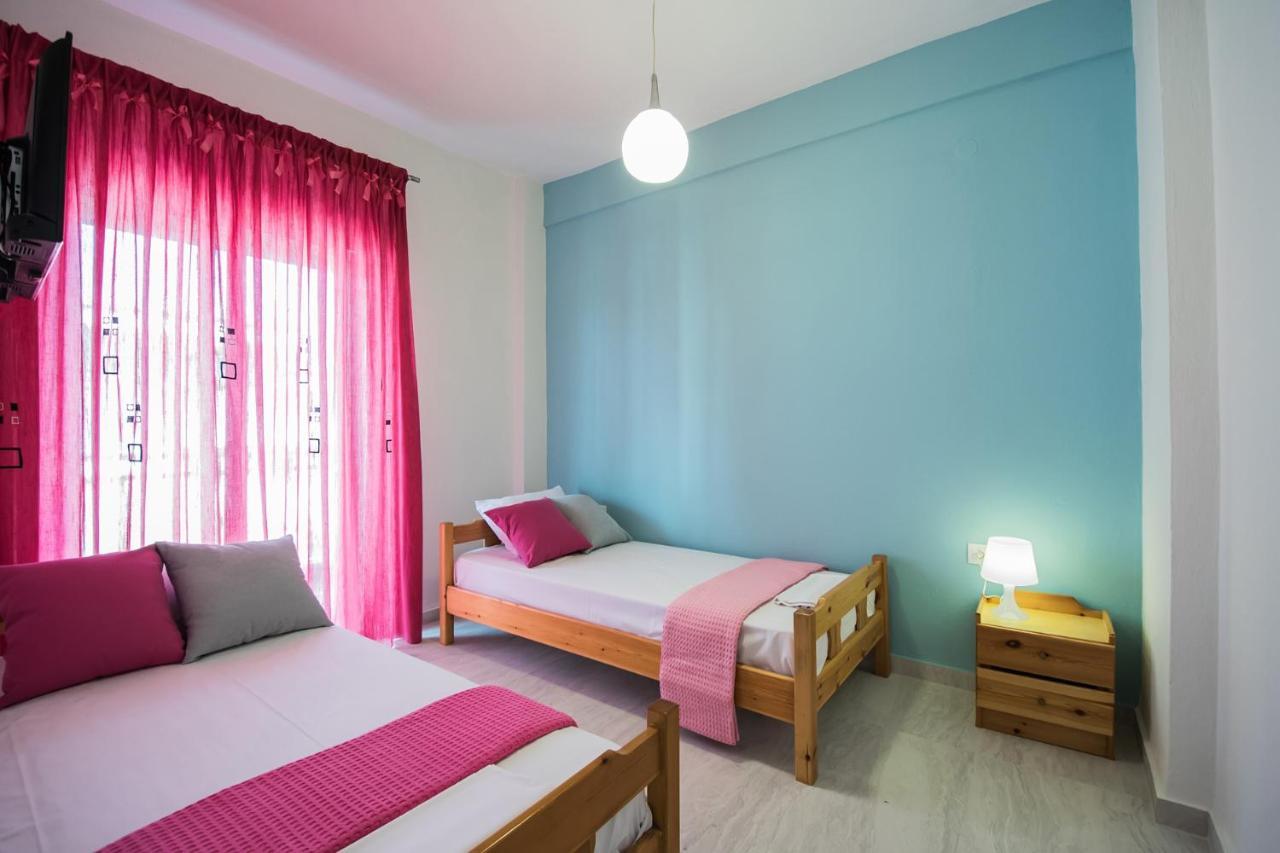 Chelona Apartments Nea Plagia Bagian luar foto