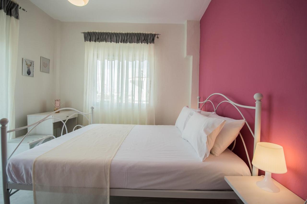 Chelona Apartments Nea Plagia Bagian luar foto