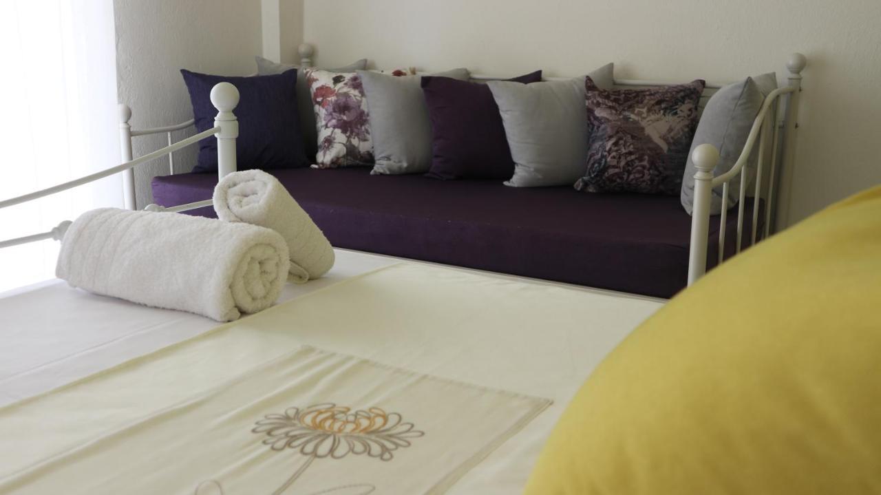 Chelona Apartments Nea Plagia Bagian luar foto